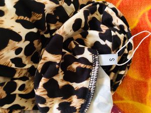 S- Leopard Print Turtleneck Bodysuit