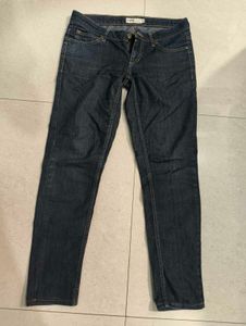 Classic Dark Wash Denim skinny Jeans from Lee
