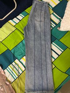 Baggy and High Waisted Jeans