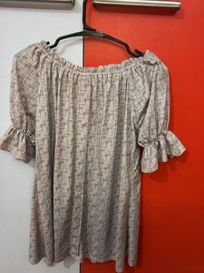 Off-Shoulder Ruffled Sleeve Top