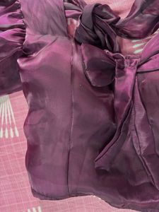 Padded Puffy Sleeve Bow Top