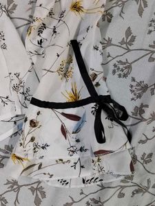 Floral Print V-Neck Tunic Top