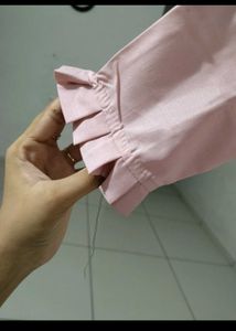 Elegant Pink Kurta with Delicate Embroidery