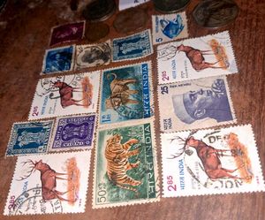 Assorted vintage collectibles : coins &amp; stamps