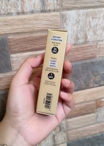 Manish Malhotra Lipstick &amp; Myglamm Serum BB Cream