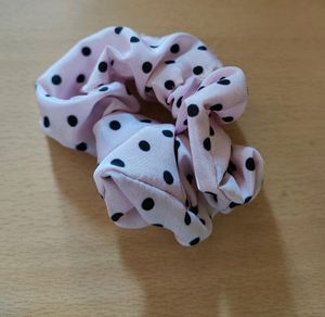 Sale!!!  Set Of 4 Scrunchies