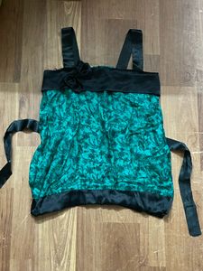 Green &amp; Black Floral Print Blouse