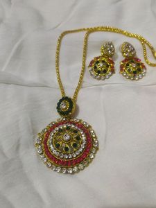 Multi Colour Earrings And Necklace Set