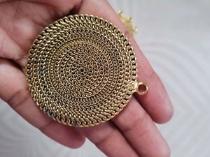 Jewellery Making Pendant/ Silk Thread