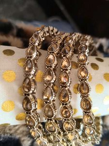 Tulasi Rad Bangles
