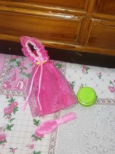 Barbie Dress &amp; Accessories
