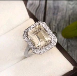 Sparkling Square Cut Ring
