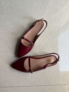 Chic Red Patent Slingback Flats (EU 34)