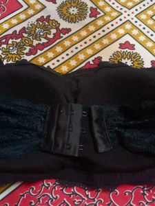 Lace Strapless Black Bra