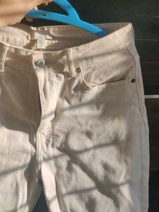 H&amp;M Slim Mom High Ankle Jeans - Light Beige