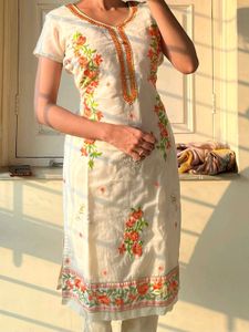 White Embroidered Kurta
