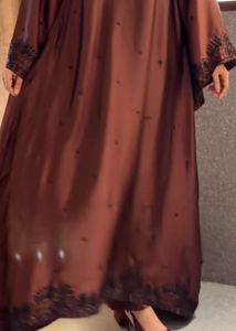 dananeer mobeen viral kaftan set