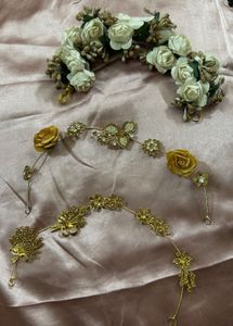 Elegant Floral Hair Accessories Set