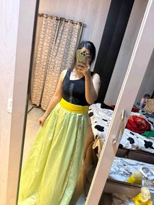 Stylish Lehenga Choli Set