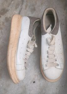 Alexander McQueen EU:44