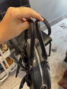 Chic Black Bow Detail Handbag