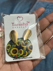 Tanisha Shreeartearrings