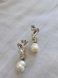 Zara Drop Earrings