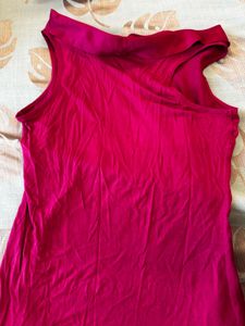 Sleek Fuchsia Sleeveless Cowl Neck Top