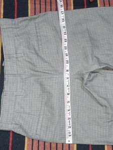 Stylish Grey Textured Trousers