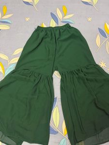 Elegant Green Embroidered Kurta Set