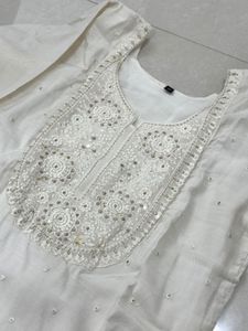 White / Gold Kurta Set with sequins - L /