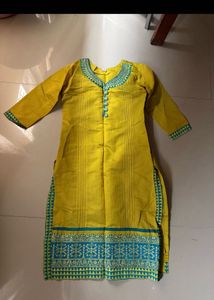 Yellow &amp; Blue Ethnic Kurta Set