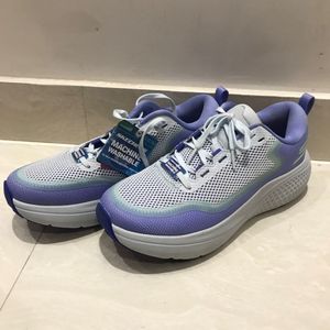Stylish Women's Sports shoes