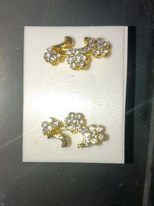 Sparkling Gold Tone Flower Earrings