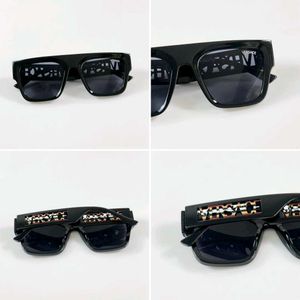 Versace sunglass 👓