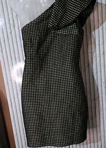 Houndstooth One-Shoulder Dress with side chain in