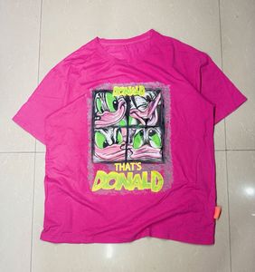 Vibrant Pink Donald Duck Graphic T-Shirt
