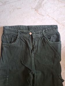 Stylish Millitary Green Cargo Pants