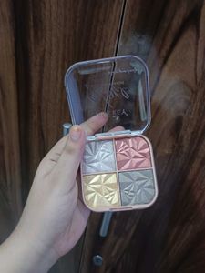 Makeup pallet combo