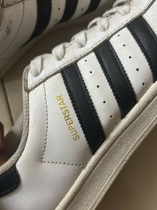 Adidas Superstar Sneakers