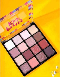 Multi-Shade Eyeshadow Palette