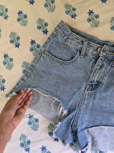 Stylish Denim Cut-Off Shorts