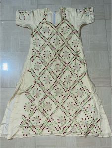 Festive Cream Bandhani-Style Kurta.