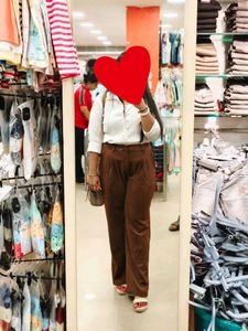 Elegant brown Trousers