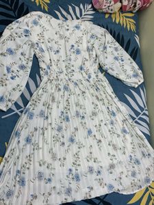 Chic Floral Midi Dress