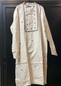 Men's Embroidered Kurta