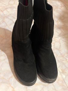 Stylish Black Wedge Boots