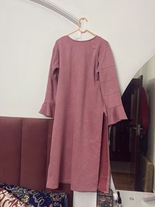 Elegant Pink Floral Embellished Kurta Set