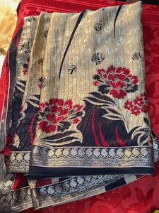 Exquisite Floral Print Saree