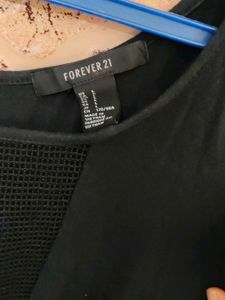Forever 21 stylish black flowy dress